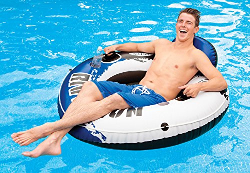 Inflatable-Island-float-in-poo